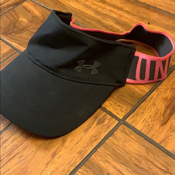 Under Armour Accessories - Cute underarmour hat Under Armour Accessories - Cute underarmour hat